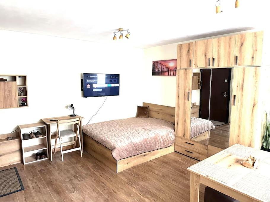 Green Park Apartment - Brand New Studio! Ruse Extérieur photo